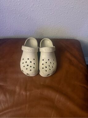 CROCS Kids Classic Clog - Cream/Off-White